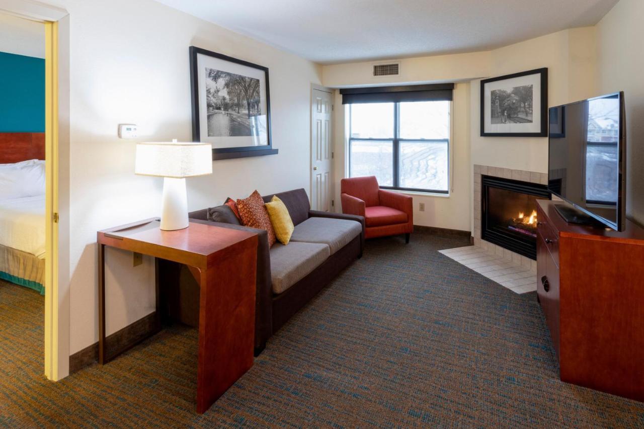 Residence Inn Minneapolis St. Paul/Roseville Exteriör bild