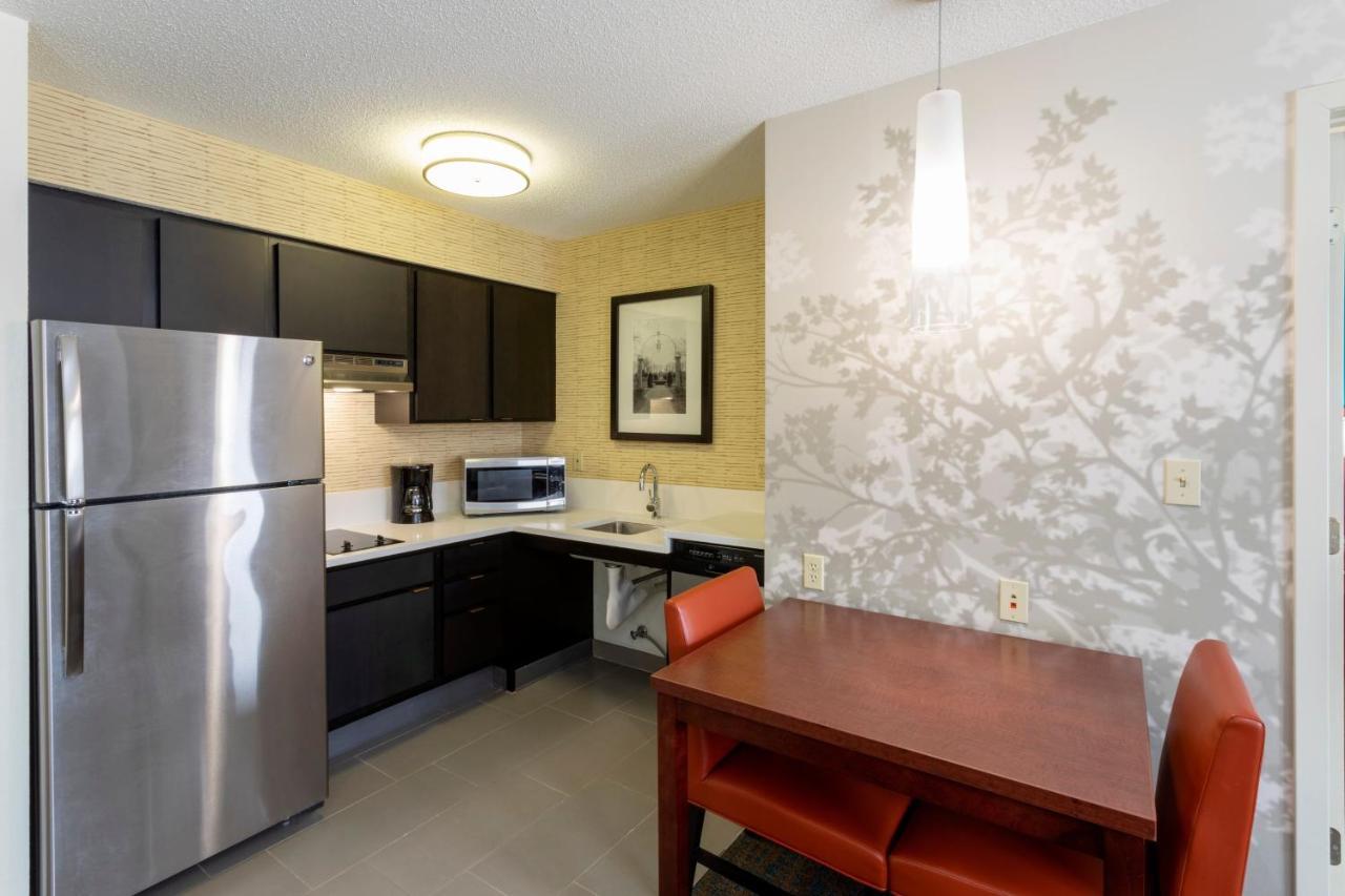 Residence Inn Minneapolis St. Paul/Roseville Exteriör bild